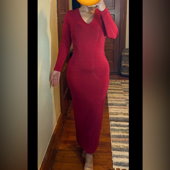 Van Tisse Full Length Bodycon Red Dress - Picture 2 of 6